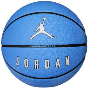 Jordan Ultimate 2.0 8P ize: 7